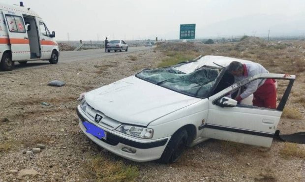 واژگونی مرگبار سواری پژو پارس در جاده شاهرود