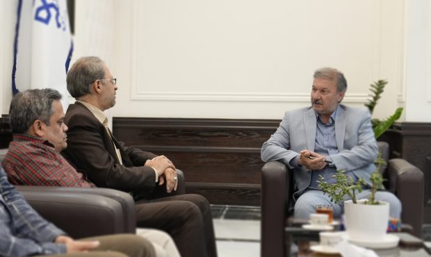 تقدیر مدیر کل کتابخانه های عمومی استان از شهردار شاهرود در راستای ترویج فرهنگ کتابخوانی