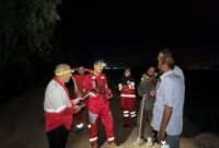 نجاتگران هلال احمر گردشگرانی که در کوهستان شاهرود و مناطق جنوبی گرمسار مفقود شده بودند را پیدا کردند نجاتگران هلال احمر گردشگرانی که در کوهستان شاهرود و مناطق جنوبی گرمسار مفقود شده بودند را پیدا کردند