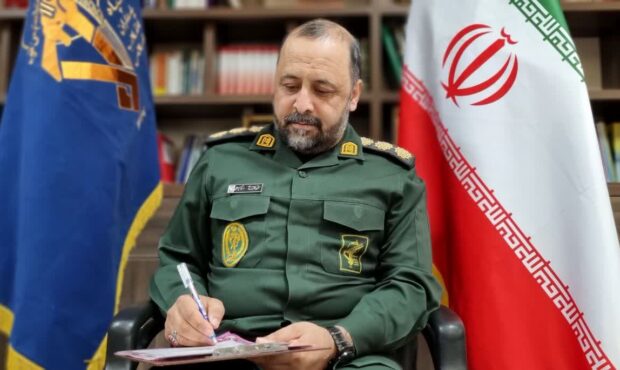 پیام تبریک فرمانده سپاه ناحیه شاهرود به مناسبت هفته عقیدتی سیاسی پیام تبریک فرمانده سپاه ناحیه شاهرود به مناسبت هفته عقیدتی سیاسی