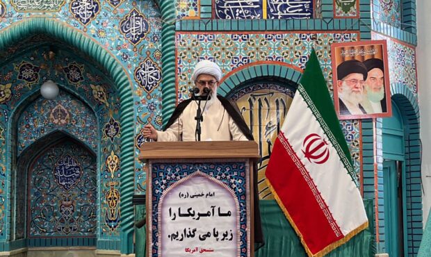 مذاکره می تواند زمینه نفوذ دشمن را فراهم کند/عکس