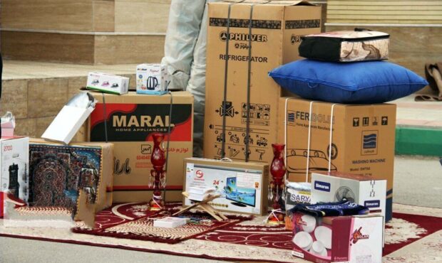 اهدای ۲۷ سری جهیزیه و ۵۰ بسته معیشتی به مددجویان کمیته امداد شاهرود اهدای ۲۷ سری جهیزیه و ۵۰ بسته معیشتی به مددجویان کمیته امداد شاهرود