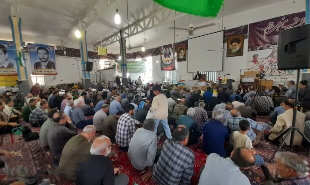 بزرگداشت ۱۵ شهید روستای حسین‌آباد شاهرود