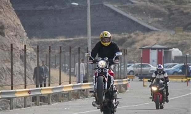 مسابقه رالی خانوادگی در مسیر ۱۰۰ کیلومتری شاهرود تا رویان مسابقه رالی خانوادگی در مسیر ۱۰۰ کیلومتری شاهرود تا رویان