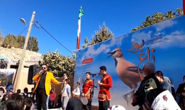 برگزاری چهاردهمین جشنواره زاغ بور در قلعه بالا بیارجمند برگزاری چهاردهمین جشنواره زاغ بور در قلعه بالا بیارجمند