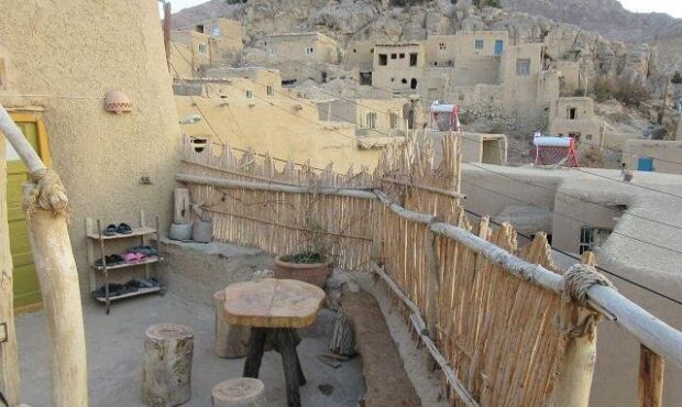 احیای اثر تاریخی در روستای هدف گردشگری قلعه‌بالا شاهرود