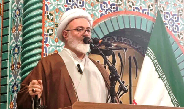 یلدا؛ فرصتی برای خانواده نه مصرفگرایی یلدا؛ فرصتی برای خانواده نه مصرفگرایی