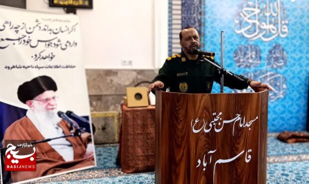 مسجد کانون کنشگری برای حل معضلات و مقابله با اغتشاشات است مسجد کانون کنشگری برای حل معضلات و مقابله با اغتشاشات است