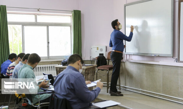 رقابت ۵۵۰۰ دانشآموز برای ورود به مدارس سمپاد و نمونه دولتی سمنان رقابت ۵۵۰۰ دانشآموز برای ورود به مدارس سمپاد و نمونه دولتی سمنان