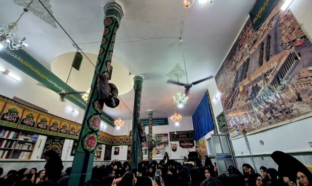 جریان عشق حسینی در منبرخانههای رویان شاهرود جریان عشق حسینی در منبرخانههای رویان شاهرود